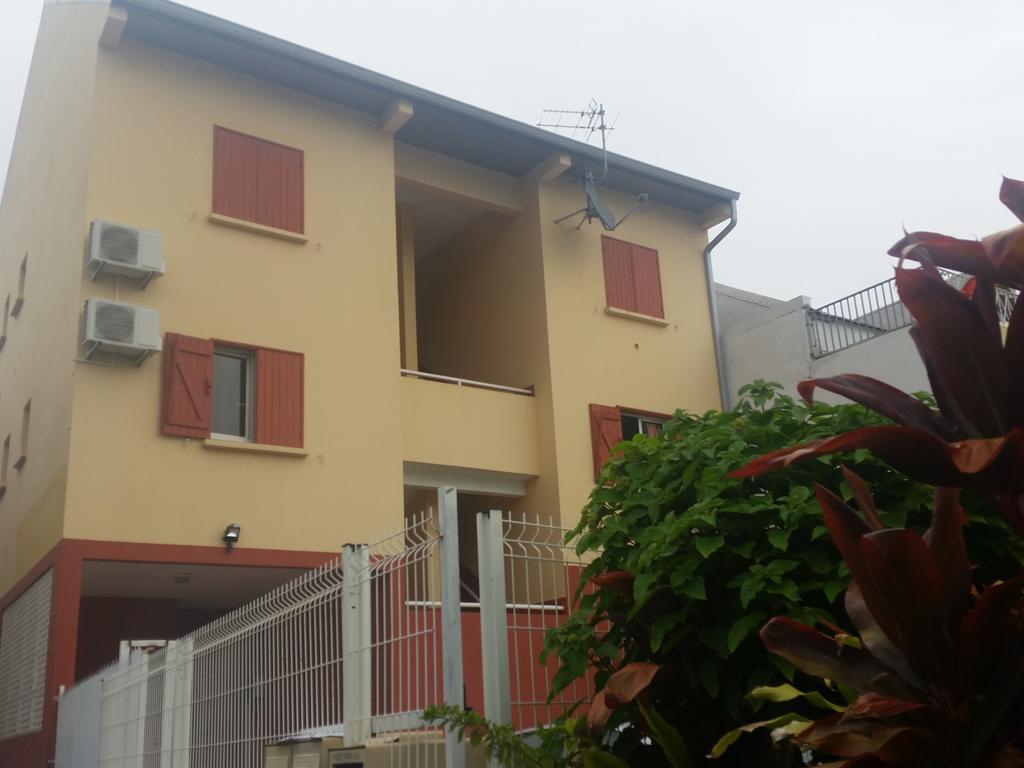 Au Franciscea , Appartement T3 생-루이 외부 사진